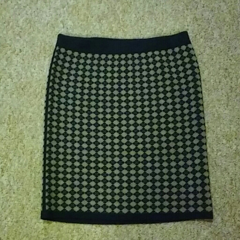 Club Monaco 100% wool skirt